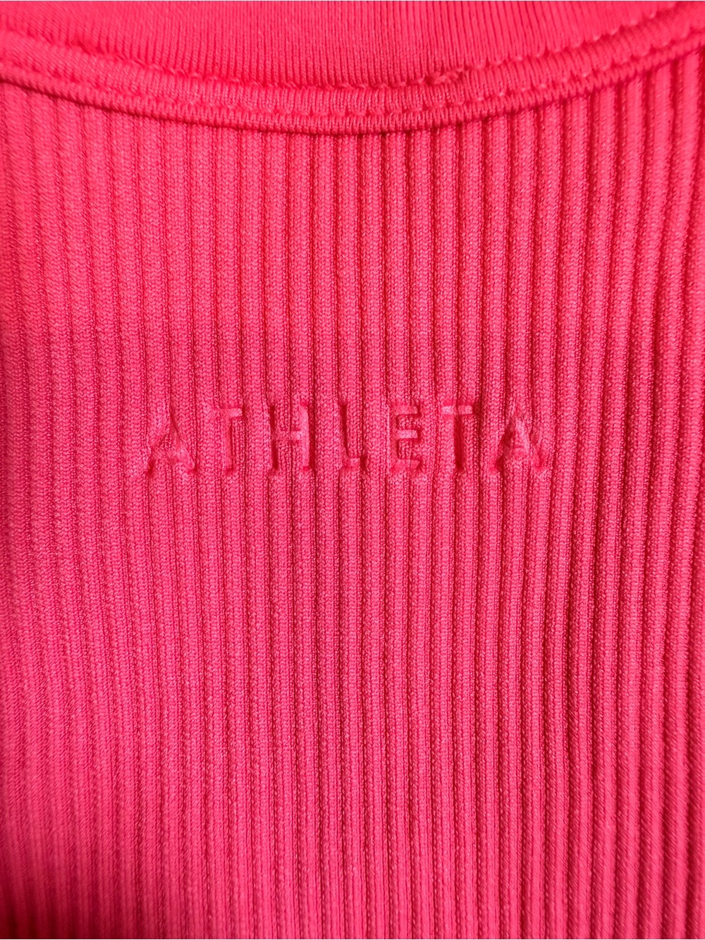 Athleta Hot Pink Recharge Seamless Tank size M - Picture 3 of 4
